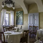 Antico Borgo Отель 4*