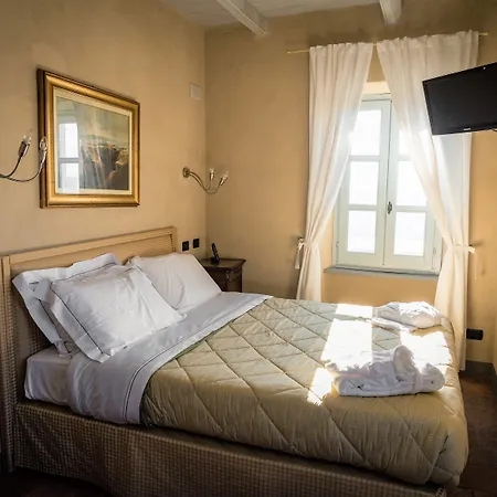 Antico Borgo 4*