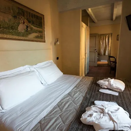 Antico Borgo 4* Cuneo