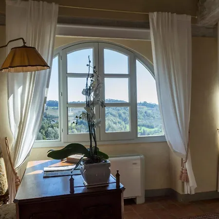 Antico Borgo Hotel 4*