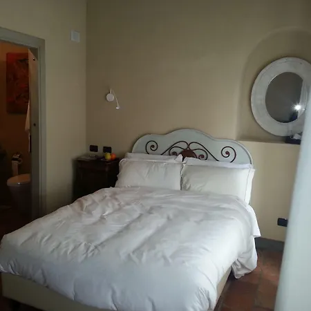 Hotel Antico Borgo Cuneo