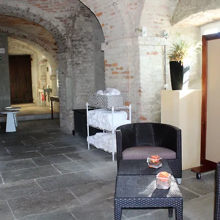Antico Borgo Hotel 4*