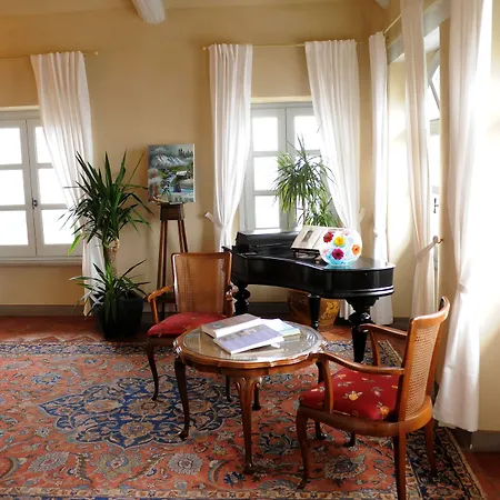 Antico Borgo Hotel 4*