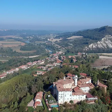 Szálloda Antico Borgo 4*