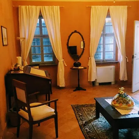 Antico Borgo Szálloda 4*