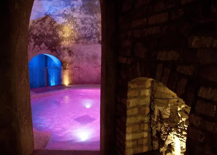 Antico Borgo 4*
