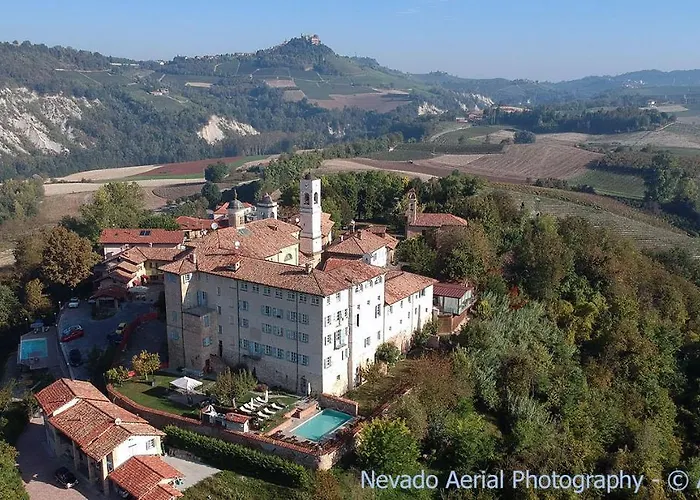 Antico Borgo 4*